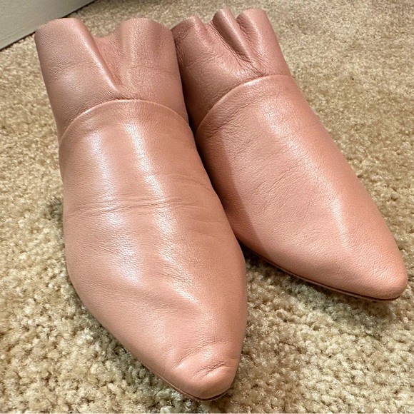 Free People Shoes - Magnificent Mules!